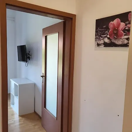 Apartmaji Tim Apartment Izola Exterior photo