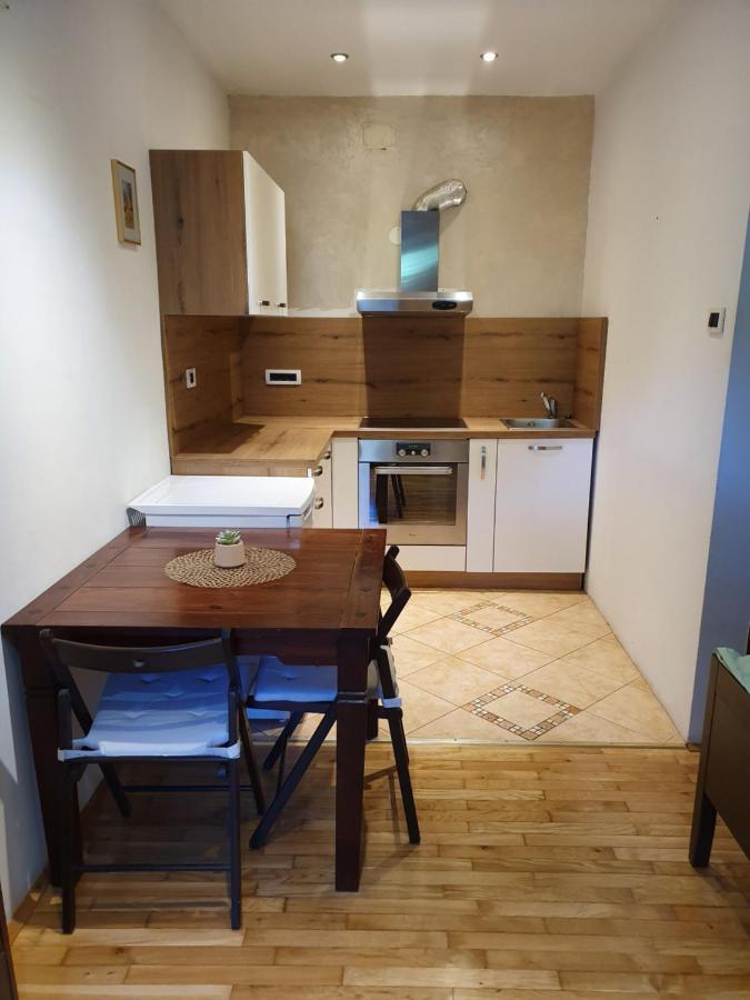 Apartmaji Tim Izola